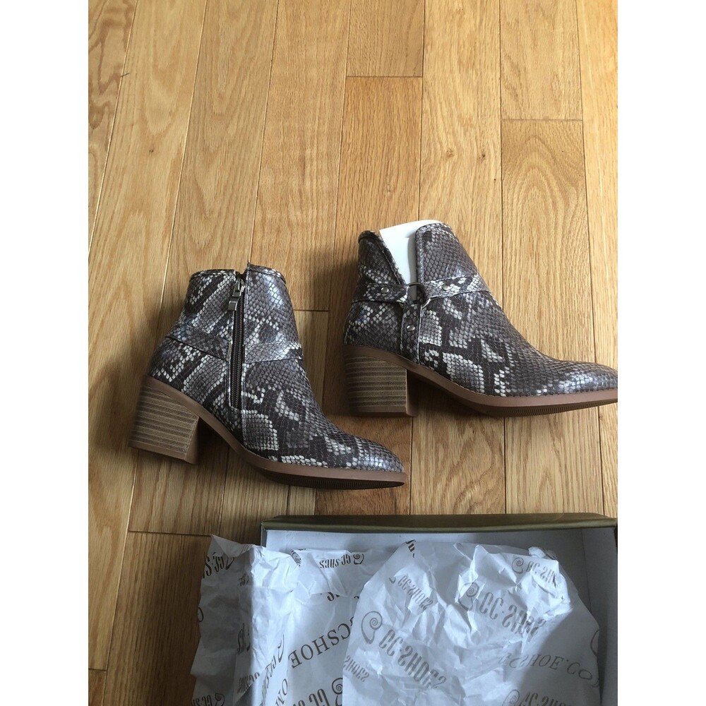 GC Shoes Side V Buckle Ankle Boots for Women Low Chunky Heeled Snake Skin Sz 6‎